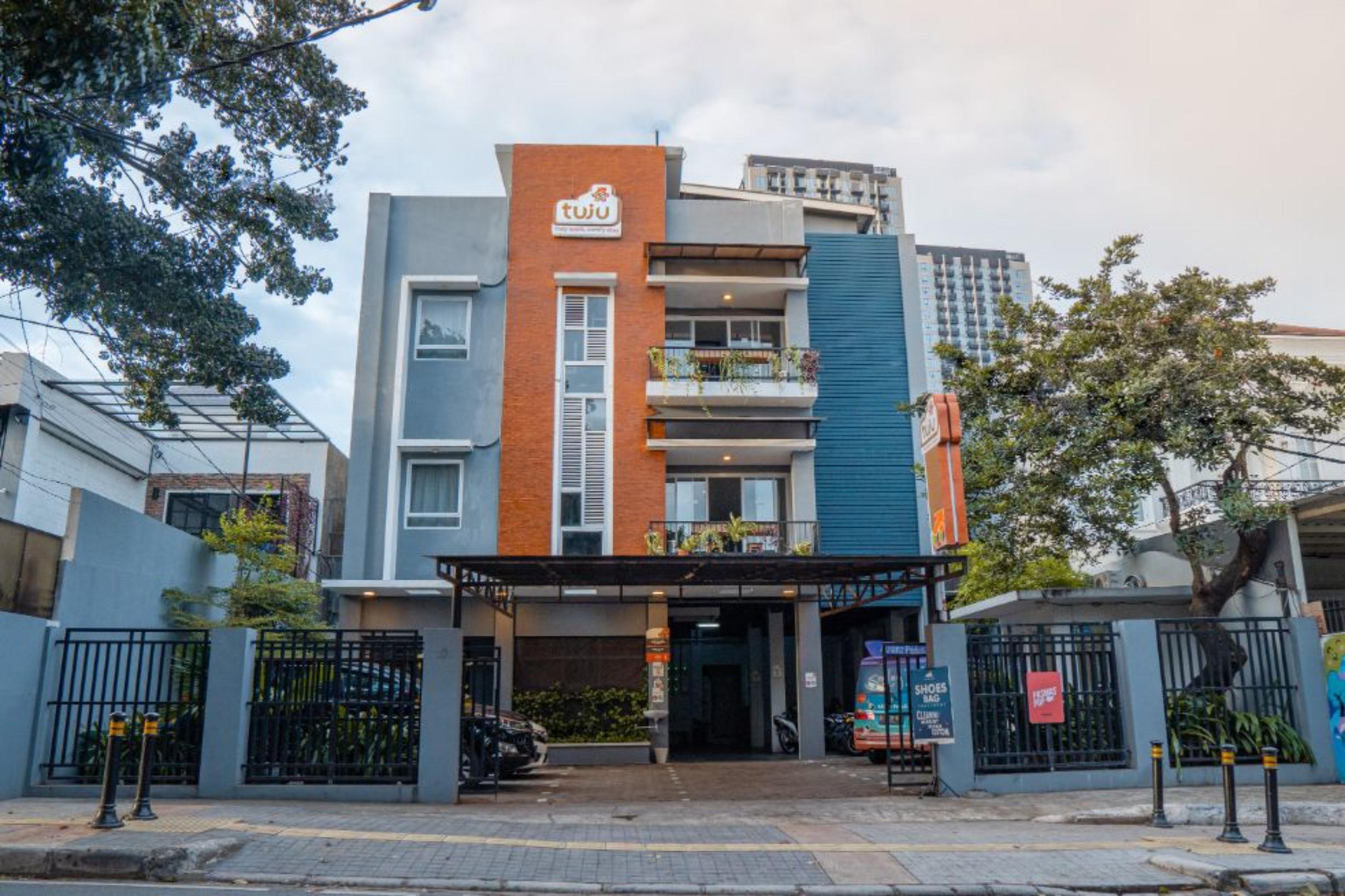 Tuju Wk Homes Syariah Jakarta