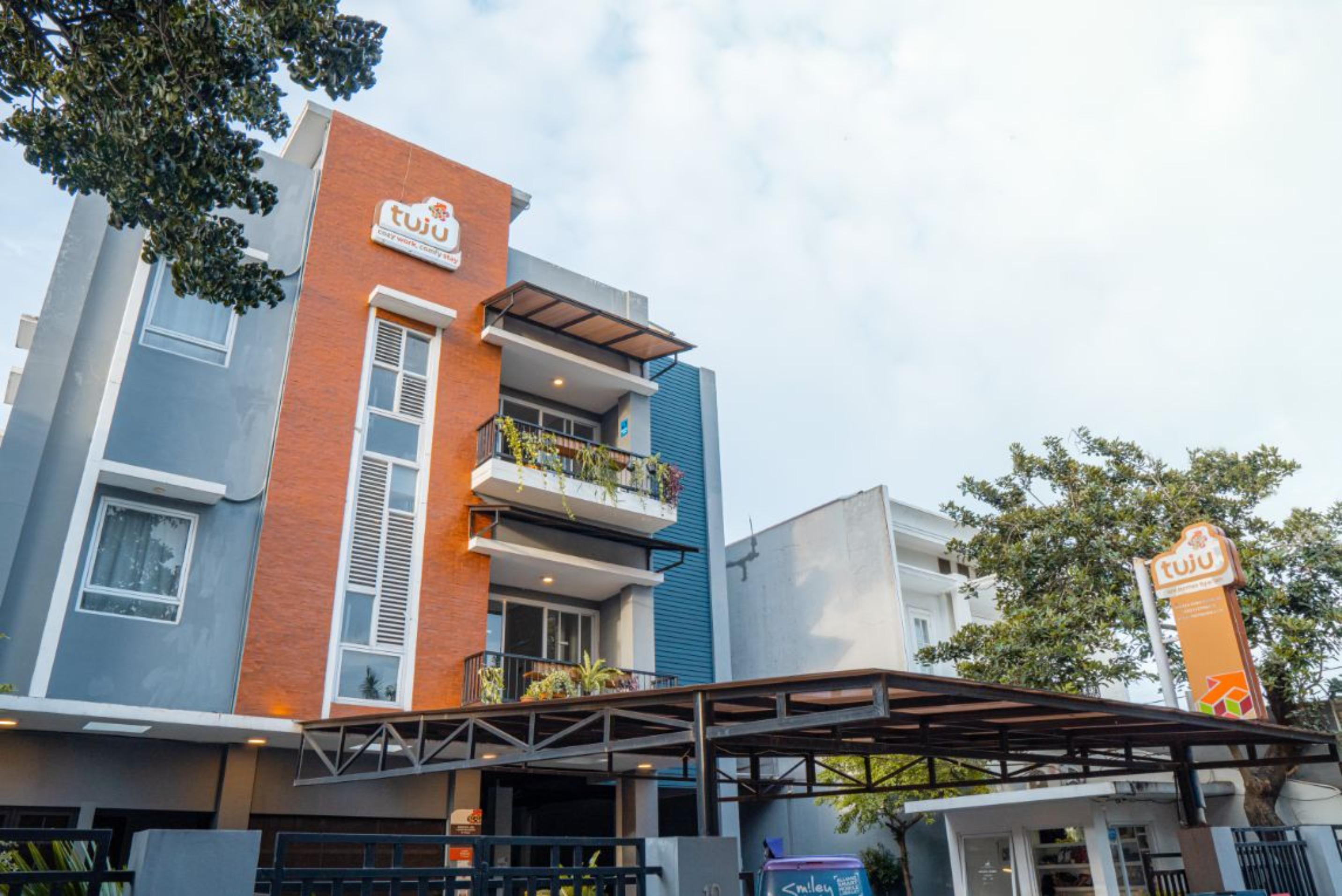 Tuju Wk Homes Syariah Jakarta